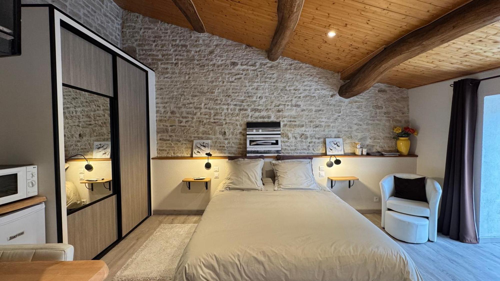 Chambres D'Hotes Les Rozieres Le Bourdet ภายนอก รูปภาพ